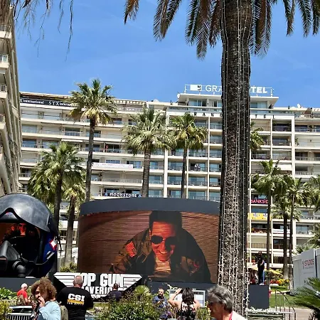 2P relooking, croisette et plage, parking gratuit, acceuil 5 stars, excellent rapport qualité prix Cannes Exterior foto